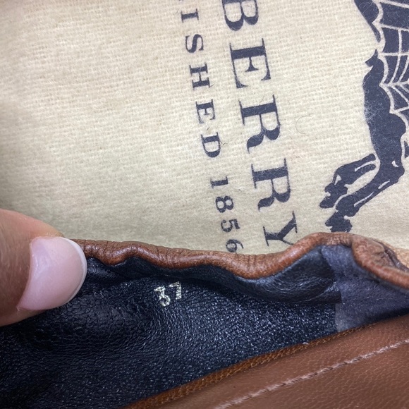 Authentic BURBERRY House Check Canvas Ballerinas - Picture 12 of 14